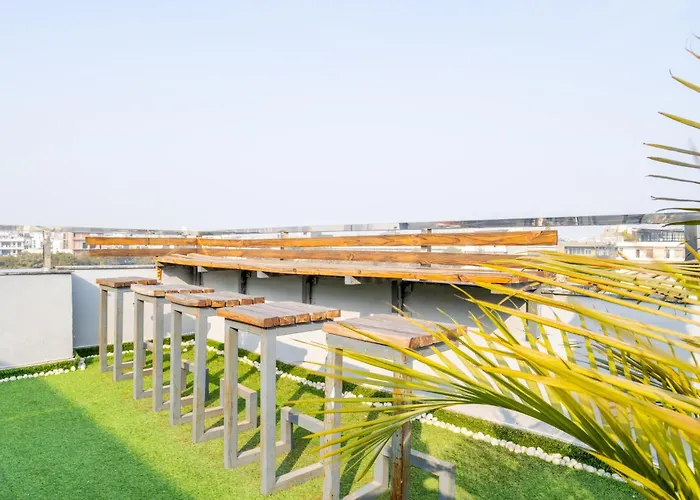Housr Sector 43 Gurgaon Near Global Foyer Mall