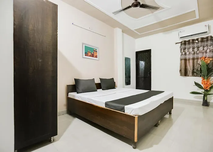 Hotel O Naz Guest House Jalandhar