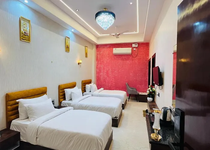 Shri Shyam Hotel, Near Harkipauri Haridwar