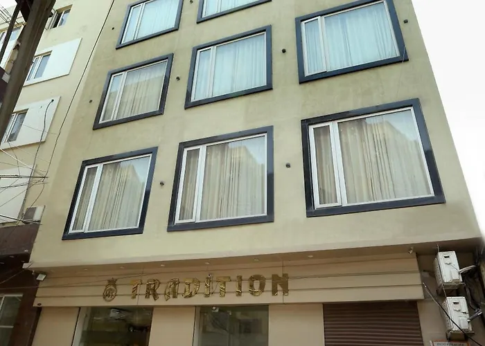 Hotel Tradition 50 Mtr From Golden Temple Amritsar