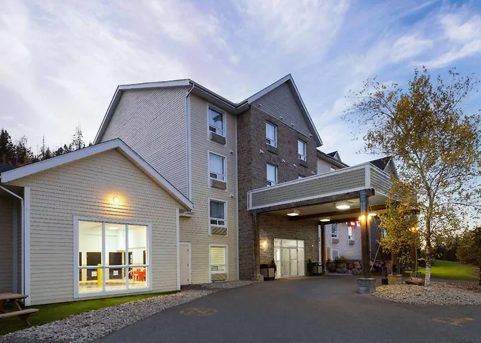 Hotel Super 8 By Wyndham Sainte Agathe Des Monts