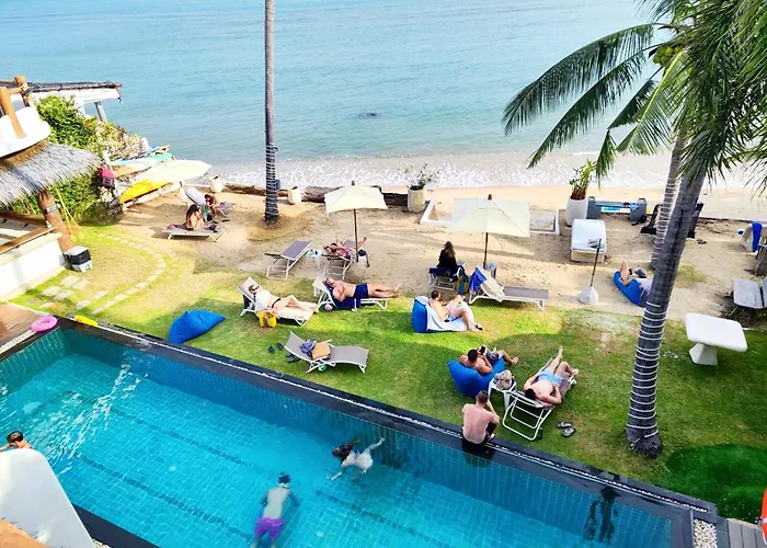 The Rock Samui Beach Resort Lamai Beach 