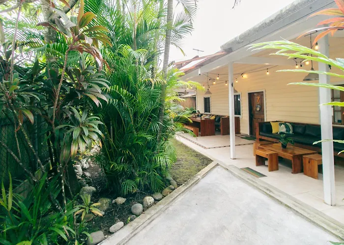 Pineapple House Hotel Bocas Town