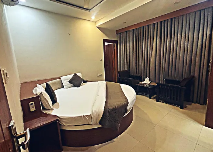Hotel The Safari Zirakpur