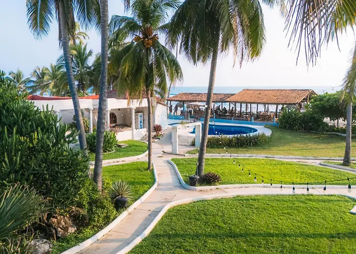 Hotel Tres Santos Troncones