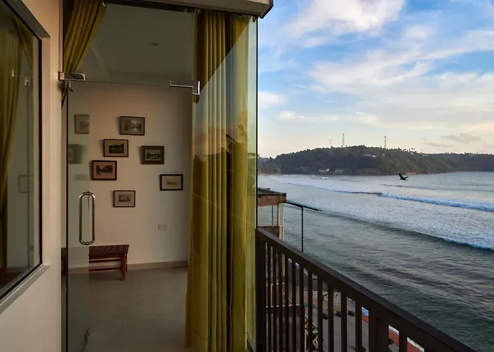 Kings Bay Beach Resort Galle