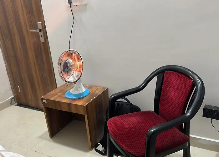 Hotel Rohit ,Agra Cantt Railway Station