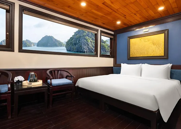 Garden Bay Classic Cruise Ha Long