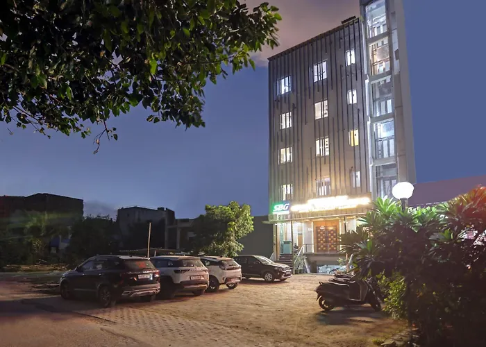 Status By Hotel The Emporio Ghaziabad