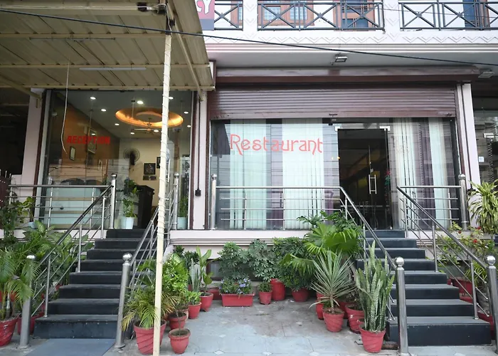 Hotel Uniyal Residency Dehradun