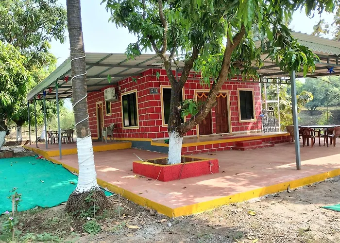Raul Farmhouse Murud 