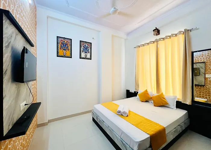 Radhey Shyam By Dhramshala Hotel Khatu