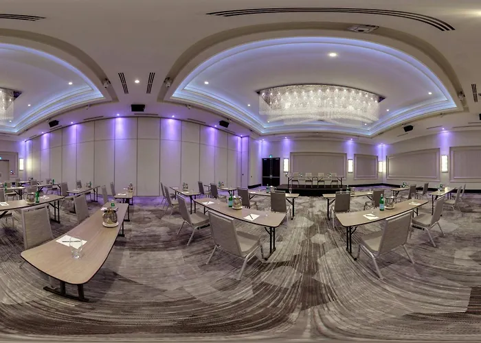 Towneplace Suites By Marriott Oshawa