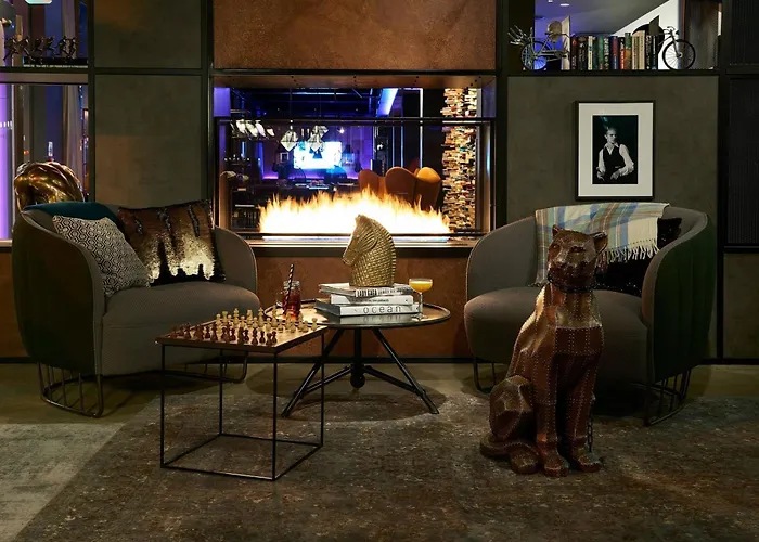 Moxy Edinburgh Airport Hotel Ingliston