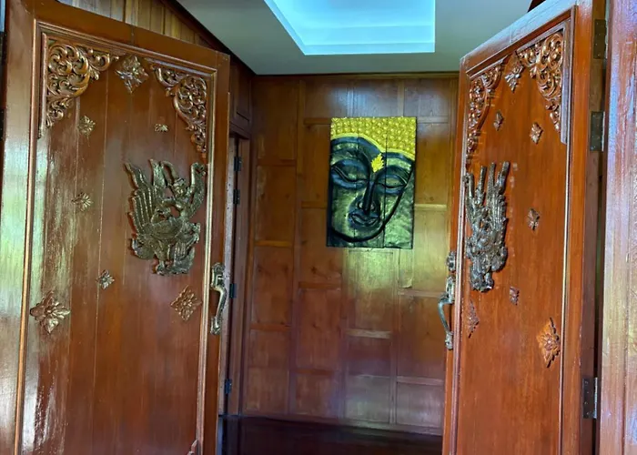 Ban Elephant Blanc Bungalow Kata Beach 
