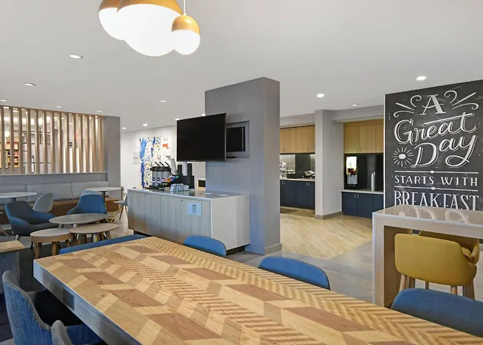 Towneplace Suites By Marriott Fall River Westport