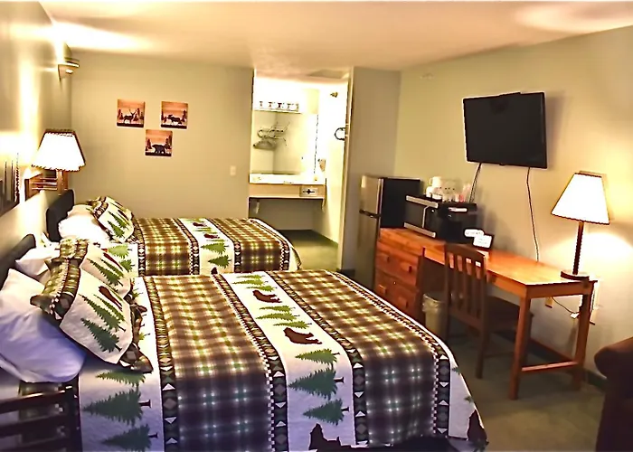 4 Season Fun At Legend Cottage Inn Bellaire