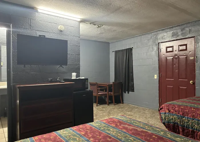 Budget Inn Of Mineola