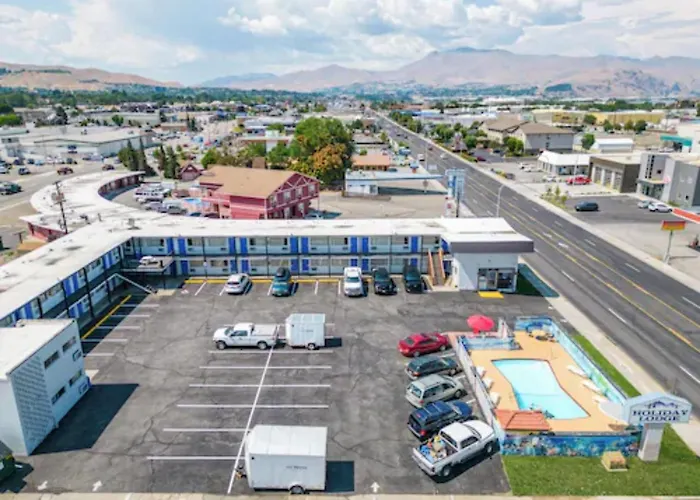 Holiday Lodge Wenatchee