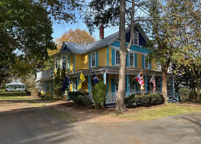 Inn On Fox Meadow - Spacious Victorian Inn Gaithersburg