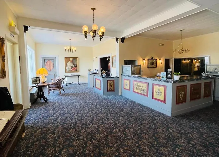 Historical Hotel - House Of Ludington Escanaba