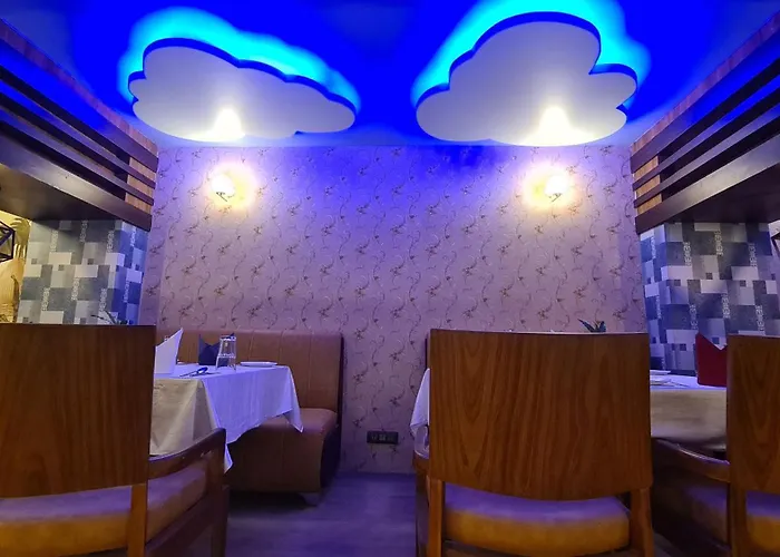 Hotel Eden Karwar