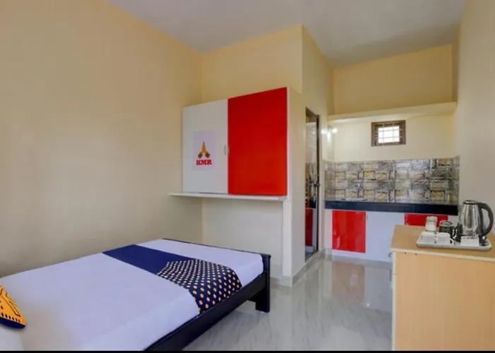 Kochu Mariya Residency Hotel Punalur
