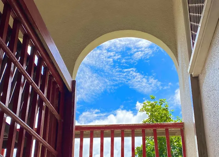 Room With A View & Apartment Style Port Vila