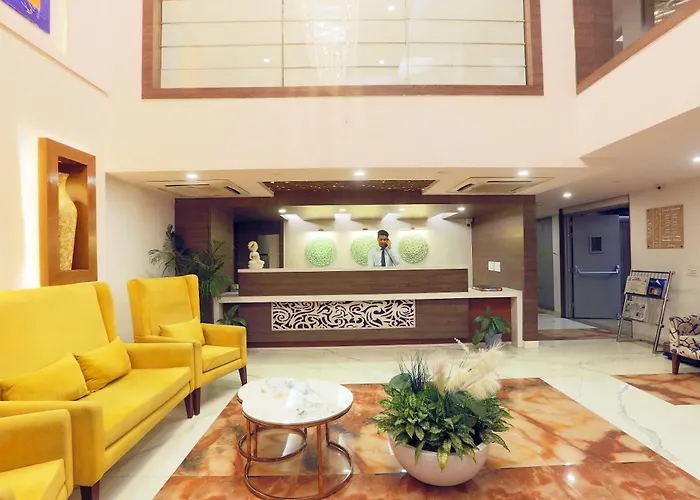 Hotel Cardinal Oxmo Delhi Airport New Delhi