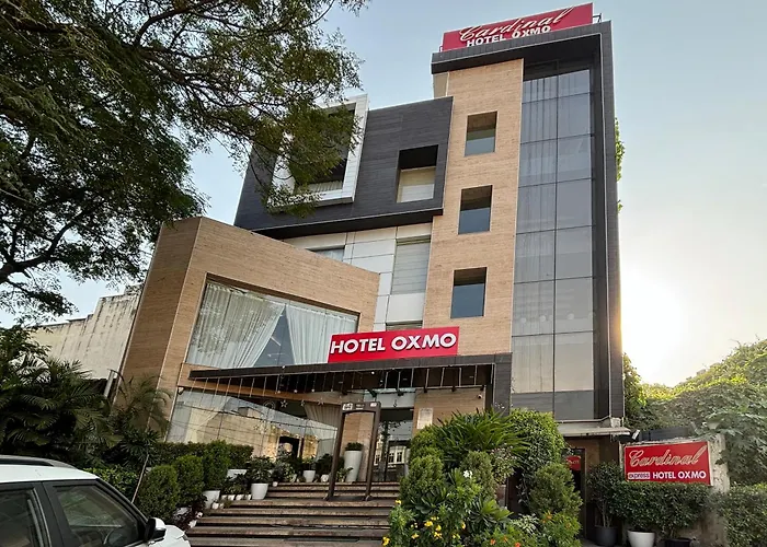 Hotel Cardinal Oxmo Delhi Airport New Delhi