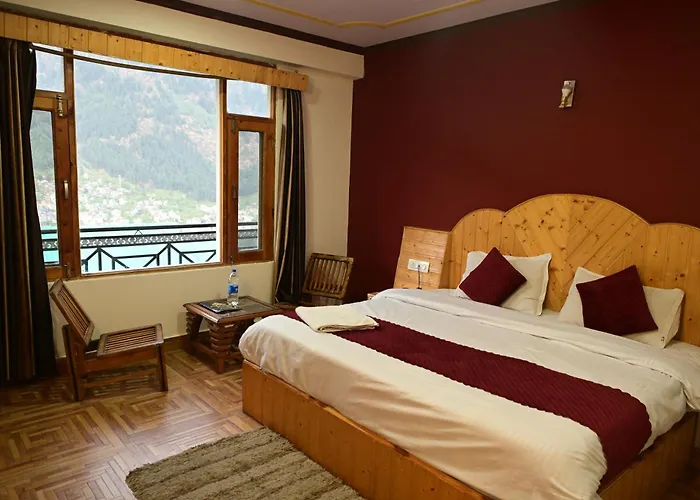 Krishana Cottage A Pure Veg !!!300 M From Hadimba Temple!!!Balcony Rooms!!!Veg Restaurant!!!Couple Friendly!!!Family Cottage!!! Manali 