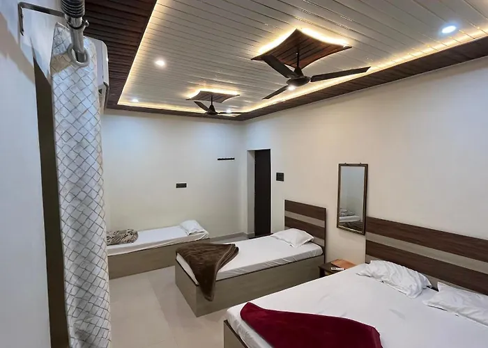 Gauri Kedareshwar Guest House Varanasi