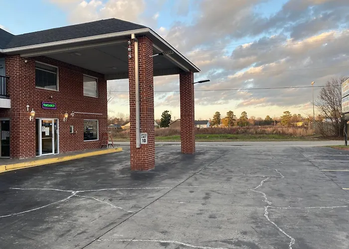 Security Inn And Suites Lake City