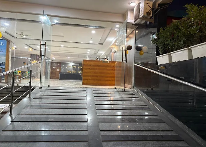 Radiant Blu Hotel Noida