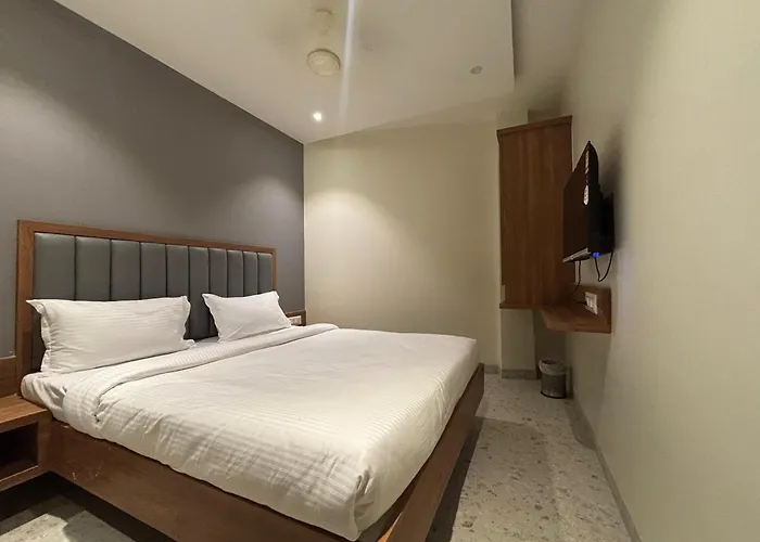 Hotel Sai Samrudhi Western Express Highway Mumbai