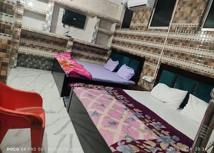 Hanumat Kripa Kunj Guesthouse Ayodhya