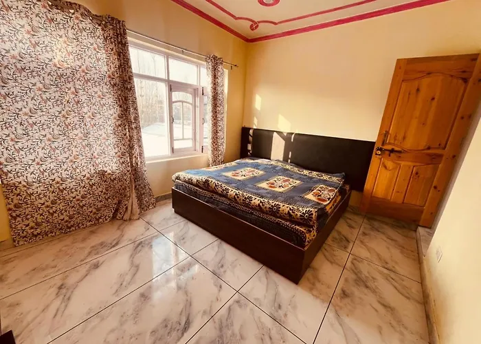The Kashmir Resort Srinagar 