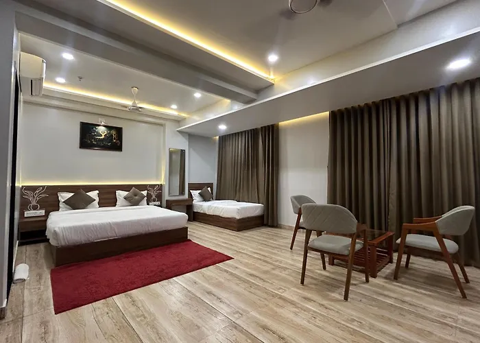 Hotel Holiday Icon Dwarka 