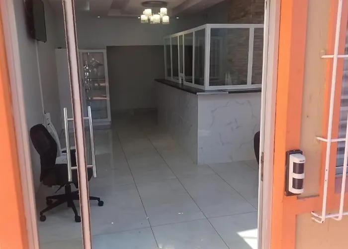 De'Moore Guest House Johannesburg