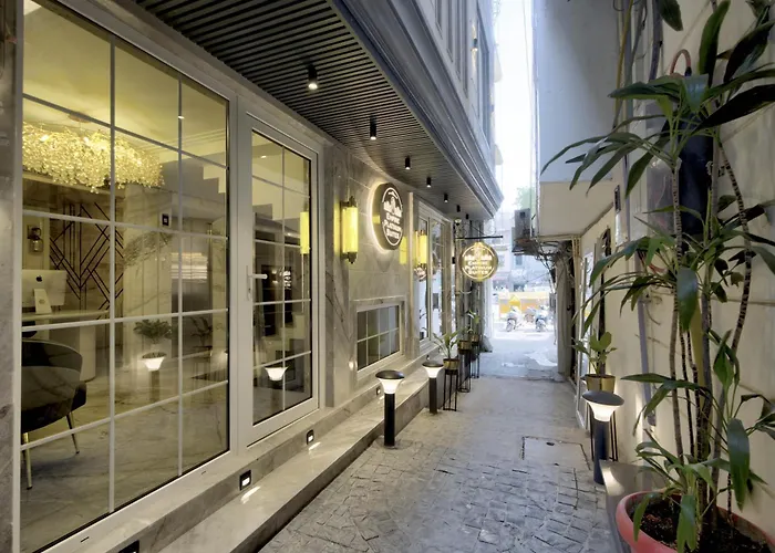 Empire Platinum Suites-Luxury Aparthotel Central Delhi New Delhi