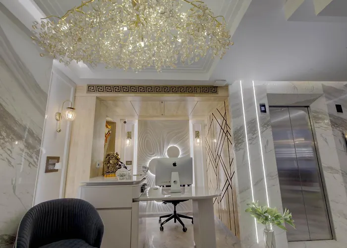 Empire Platinum Suites-Luxury Aparthotel Central Delhi New Delhi