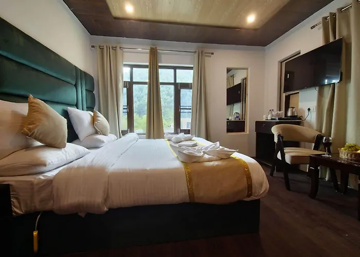 Sky Hills Resort Pahalgām