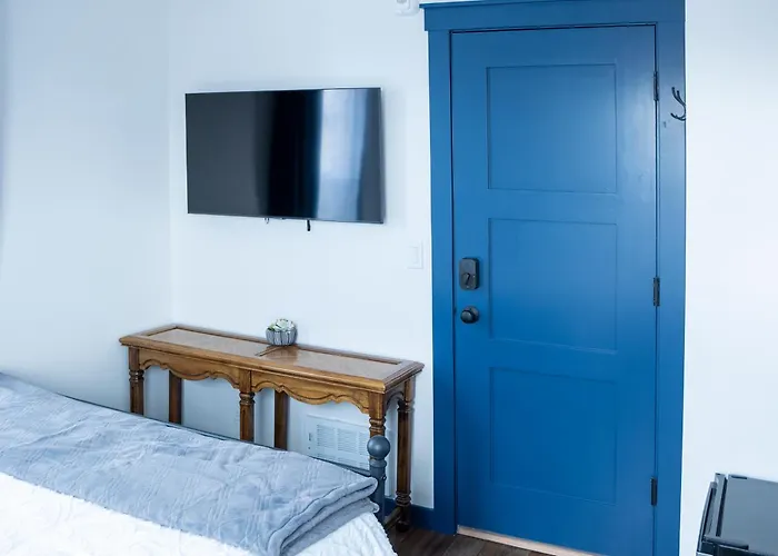 Van Wormer Room 201, Hyland Hotel Palmer