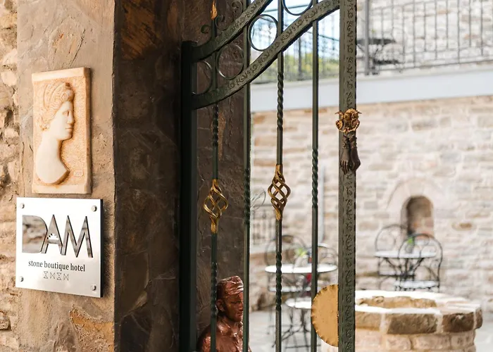 Dam Stone Boutique Hotel Gjirokastër