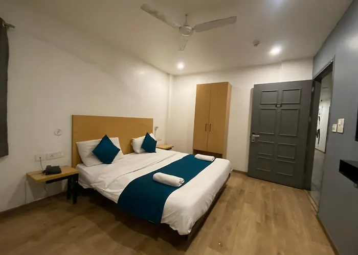 Hotel White Saffron Pitampura Near Kohat Enclave Metro Station Delhi 