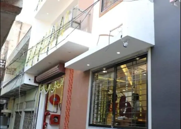 Hotel S3 Jhansi
