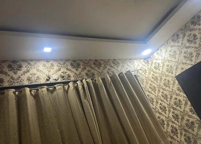 Hotel City Point Gurgaon