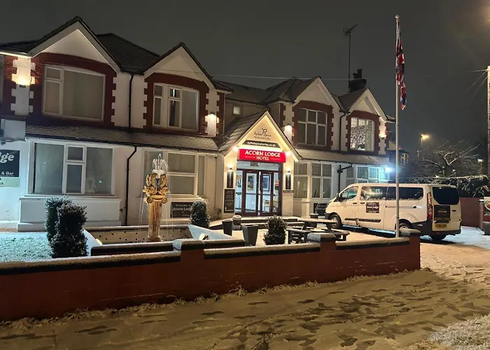 Acorn Lodge Hotel Gatwick & Parking Horley 