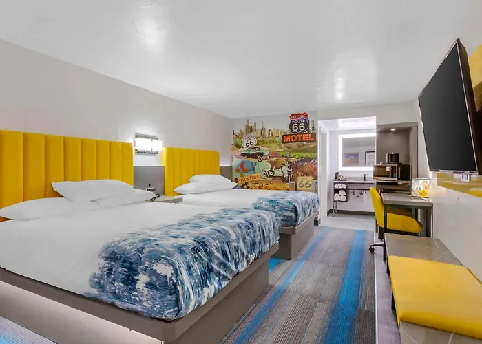 Hotel Blue 66, BW Signature Collection Santa Rosa