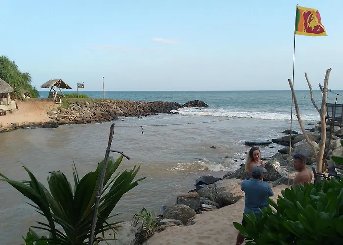 Little Pumpkin Cabanas & Seafood Restaurant Tangalle